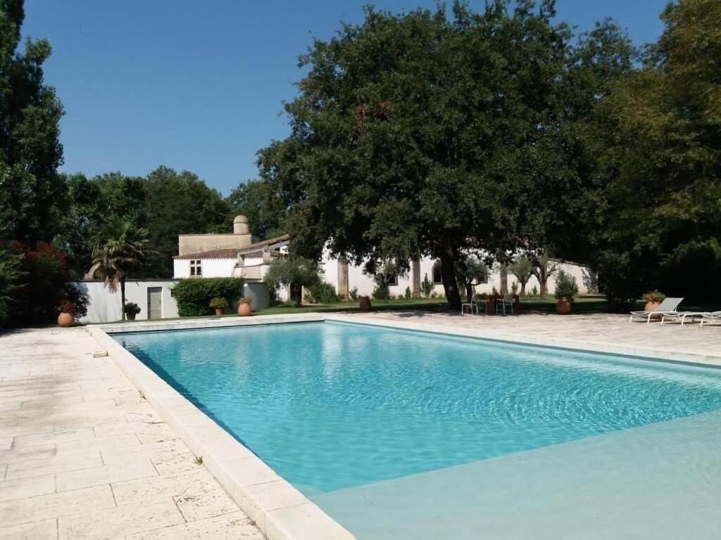 Mas Des Becasses, En Provence - 22 Personnes Villa Arles Dış mekan fotoğraf